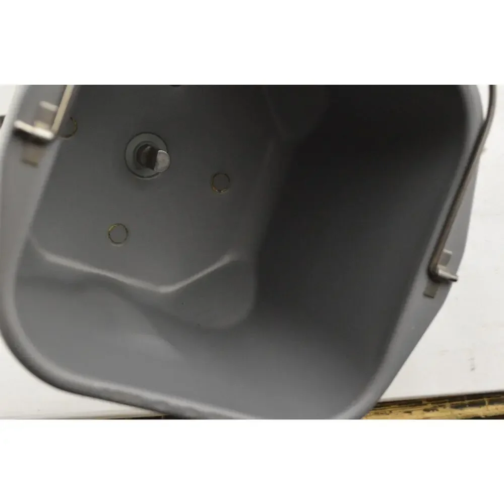 Breadman TR510 Bread Maker Machine Automatic Dough Maker Pan Paddle